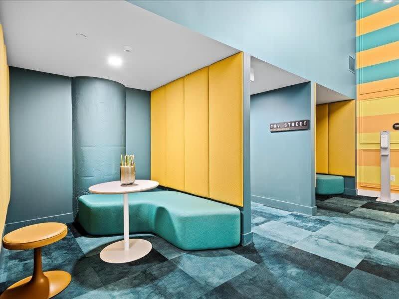 Cozysuites Modern 1Br, Downtown Pittsburgh Bagian luar foto